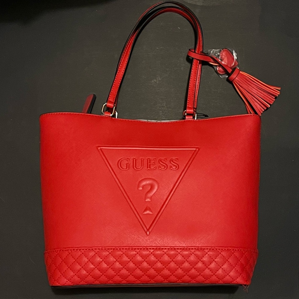 GUESS TOTE BAG